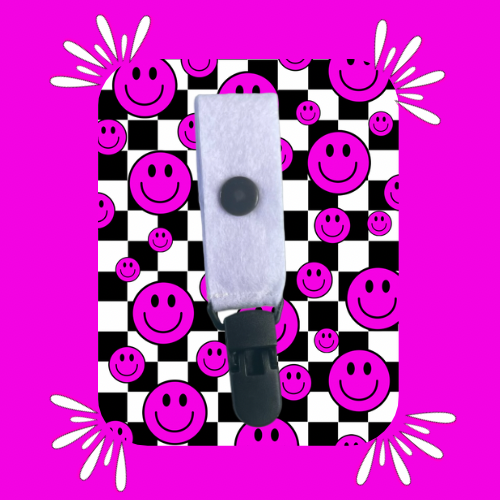 Smiley Check Small Tubie Clip